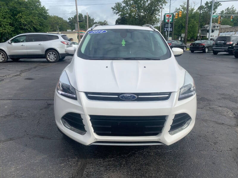 2014 Ford Escape for sale at DTH FINANCE LLC in Toledo OH