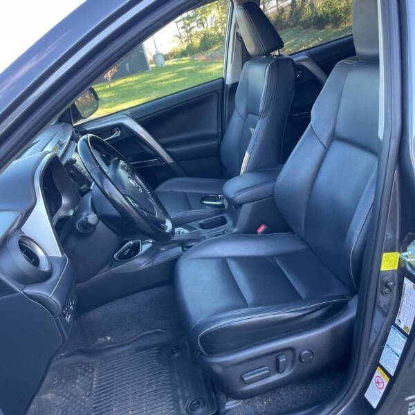 2017 Toyota RAV4 Limited