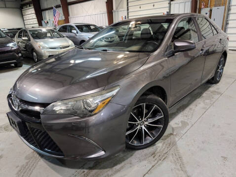 2015 Toyota Camry for sale at Nice Ride Auto Wholesale in Eastlake OH