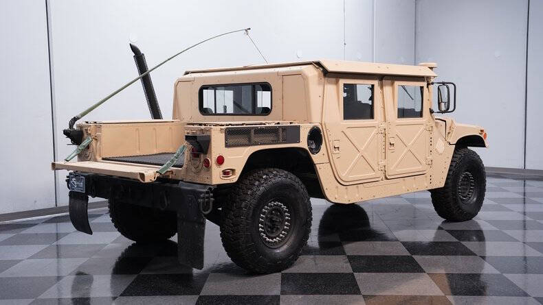 2007 AM General M1165A1