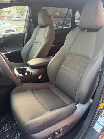 2021 Toyota RAV4 Prime SE