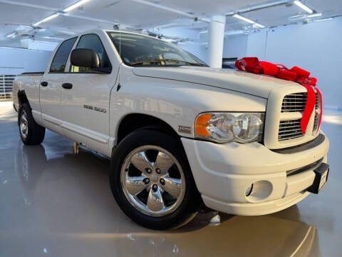 2005 Dodge Ram 1500 for sale at Columbus Luxury Cars in Columbus OH