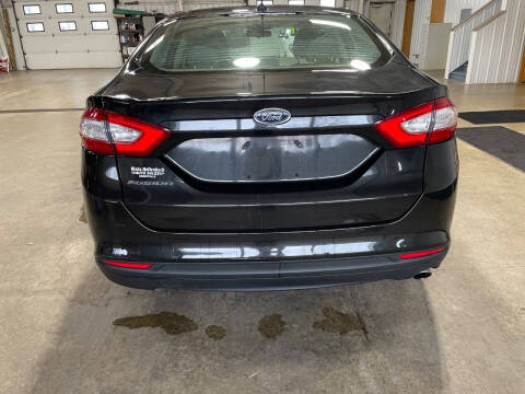 2014 Ford Fusion S