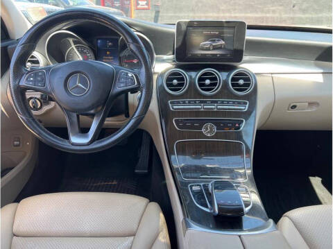 2015 Mercedes-Benz C-Class C 300 4MATIC