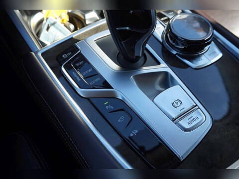 2017 BMW 7 Series 740i