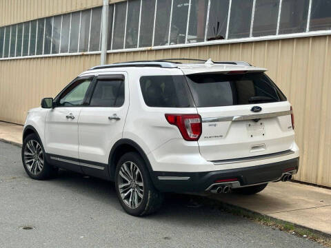 2018 Ford Explorer Platinum