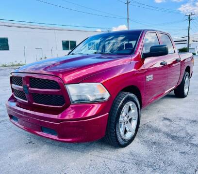 2014 RAM 1500 for sale at Paparazzi Motors in North Fort Myers FL