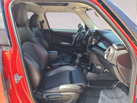 2015 MINI Hardtop 4 Door Cooper S