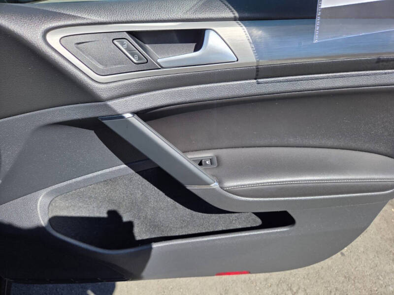 2015 Volkswagen Golf SportWagen