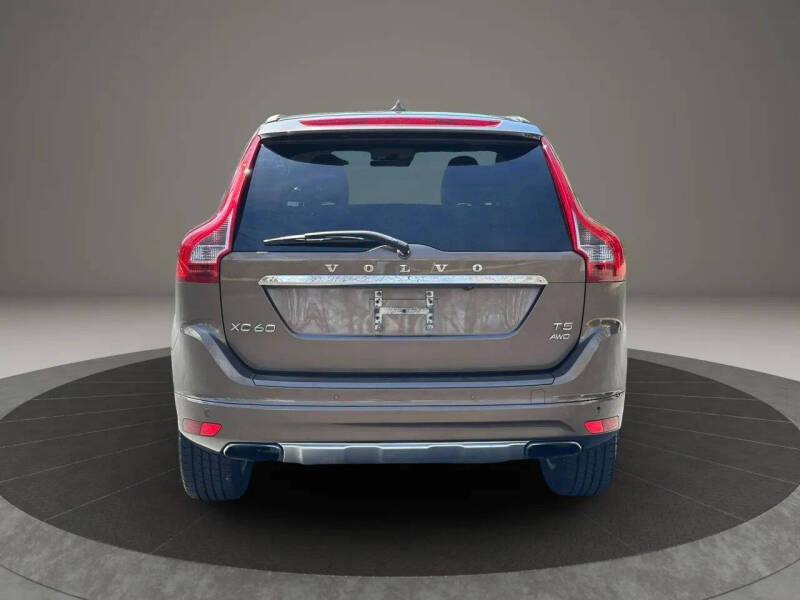 2015 Volvo XC60 T5 Premier