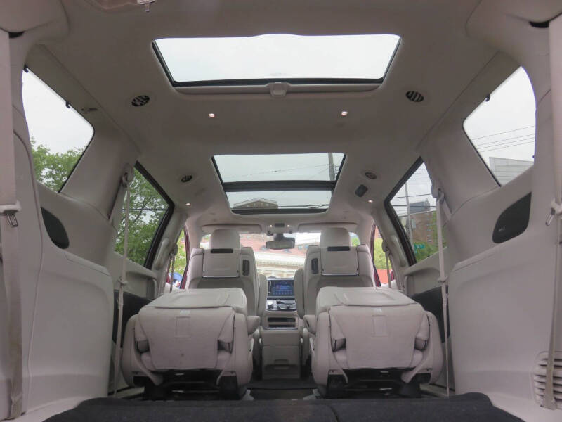 2018 Chrysler Pacifica Hybrid Limited