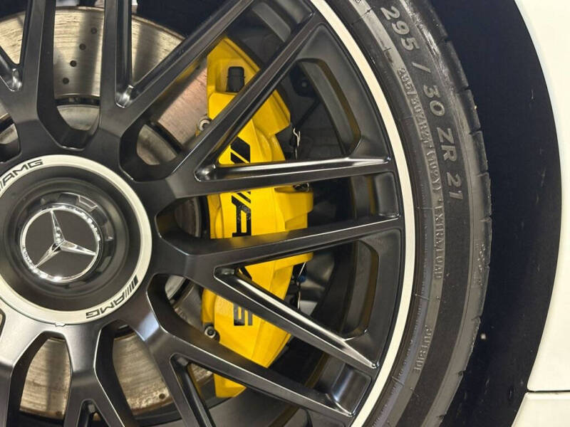 2024 Mercedes-Benz AMG GT 63