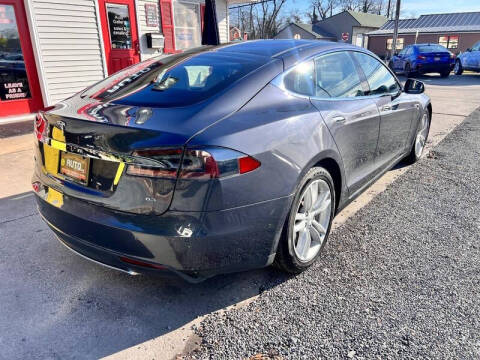 2014 Tesla Model S
