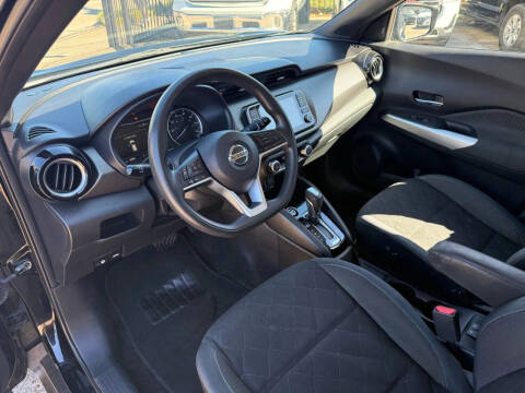 2020 Nissan Kicks SV