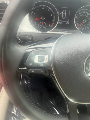 2015 Volkswagen Golf TSI SE