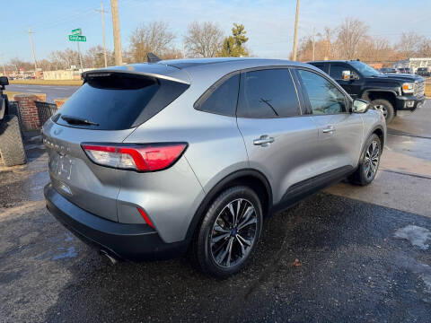 2021 Ford Escape SE