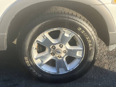 2003 Ford Explorer XLT