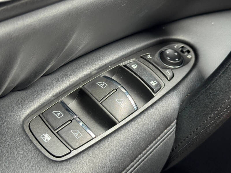 2023 Nissan Armada SV