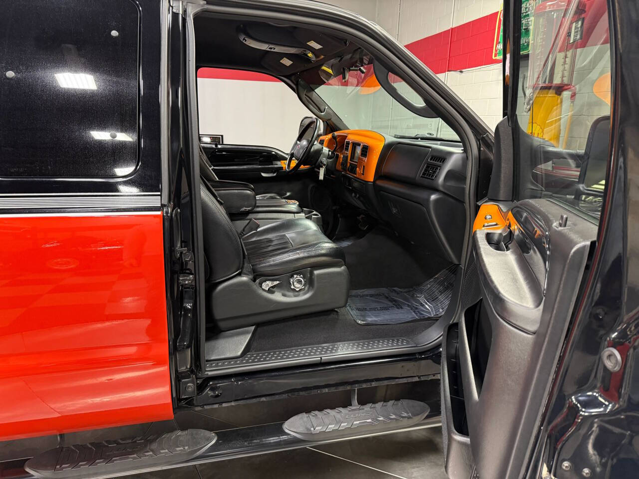 2004 Ford F-250 Super Duty 38