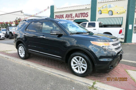 2014 Ford Explorer for sale at PARK AVENUE AUTOS in Collingswood NJ