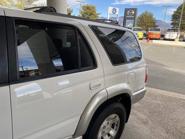2000 Toyota 4Runner SR5