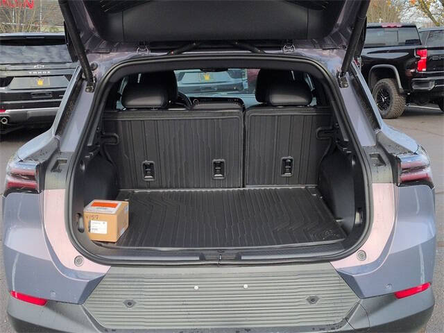 2026 Chevrolet Equinox EV LT 2