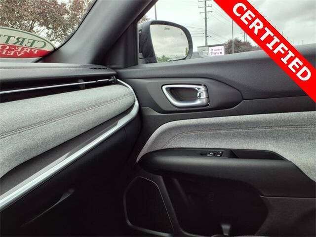 2023 Jeep Compass Latitude Lux