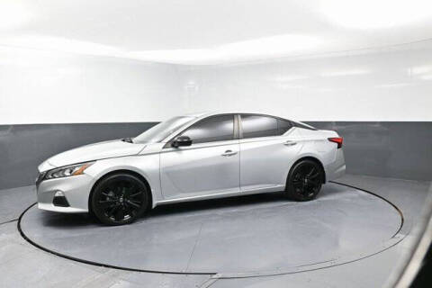 2022 Nissan Altima 2.5 SR