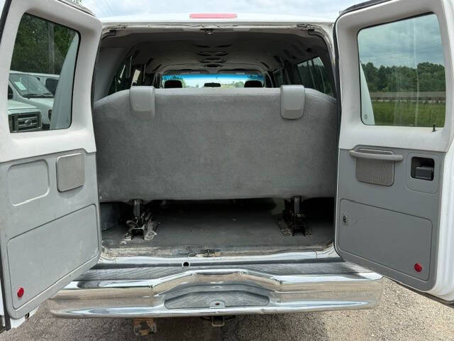 2009 Ford E-Series E-350 SD XLT