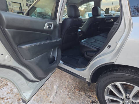 2014 Nissan Pathfinder SL