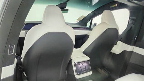 2024 Tesla Model X Plaid