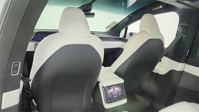 2024 Tesla Model X Plaid