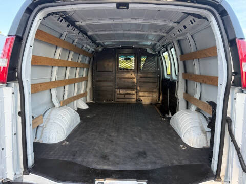 2020 GMC Savana 2500