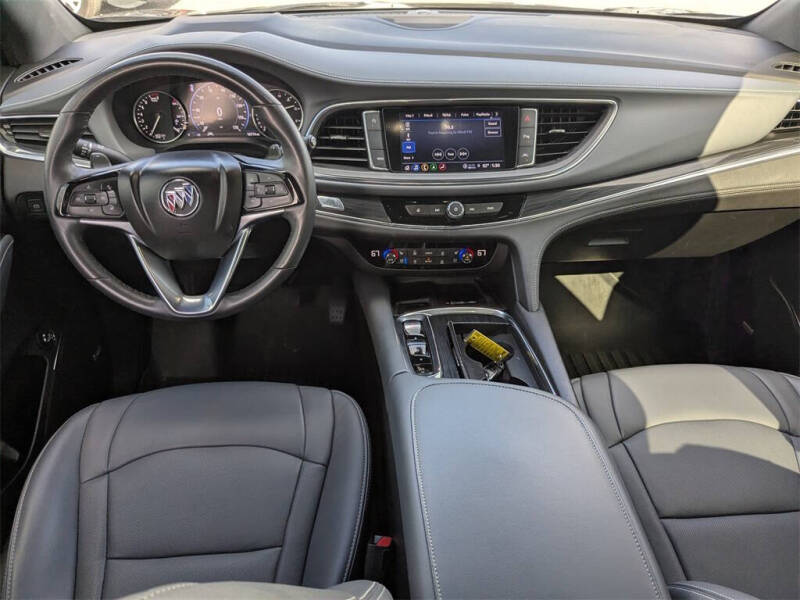 2023 Buick Enclave Premium