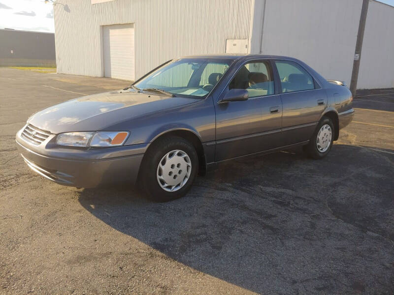 1999 Toyota Camry LE