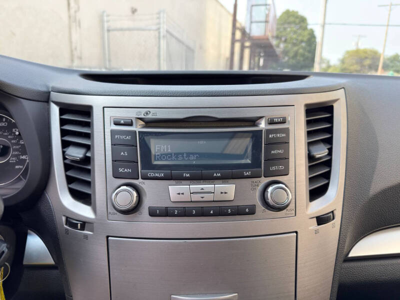 2012 Subaru Outback 2.5i Premium