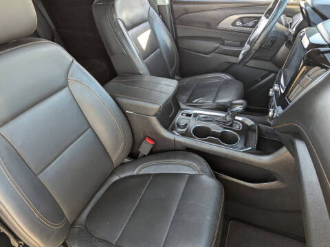 2021 Chevrolet Traverse LT Leather