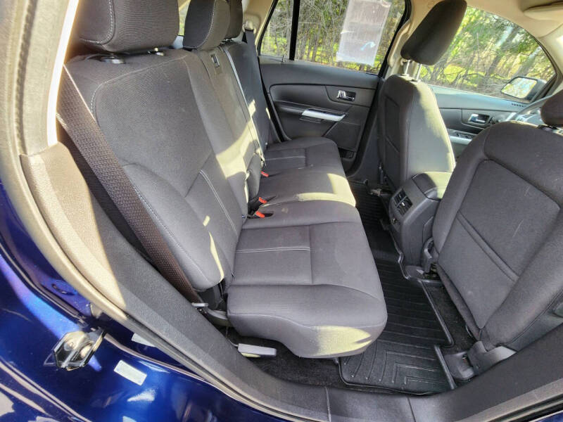 2011 Ford Edge SE