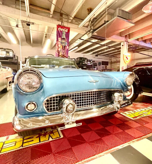1956 Ford Thunderbird