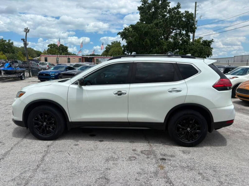 2017 Nissan Rogue SV