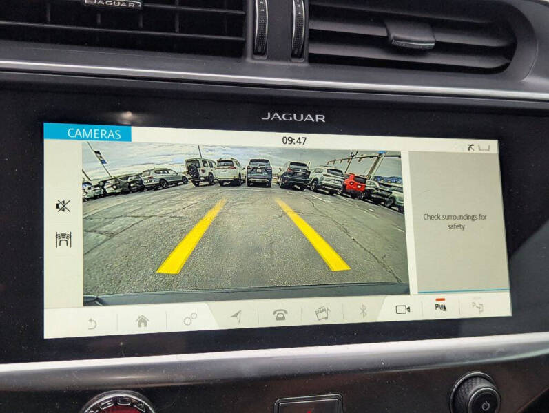 2020 Jaguar I-PACE EV400 SE