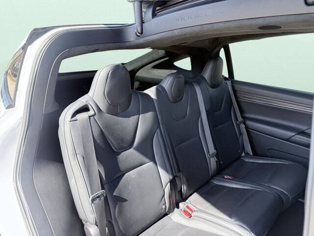 2023 Tesla Model X Standard Range