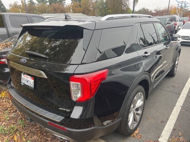 2022 Ford Explorer Platinum