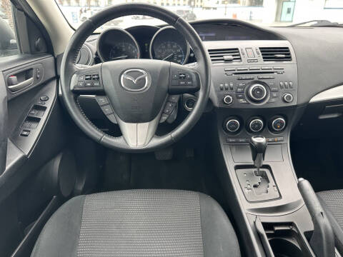 2013 Mazda MAZDA3 i Touring