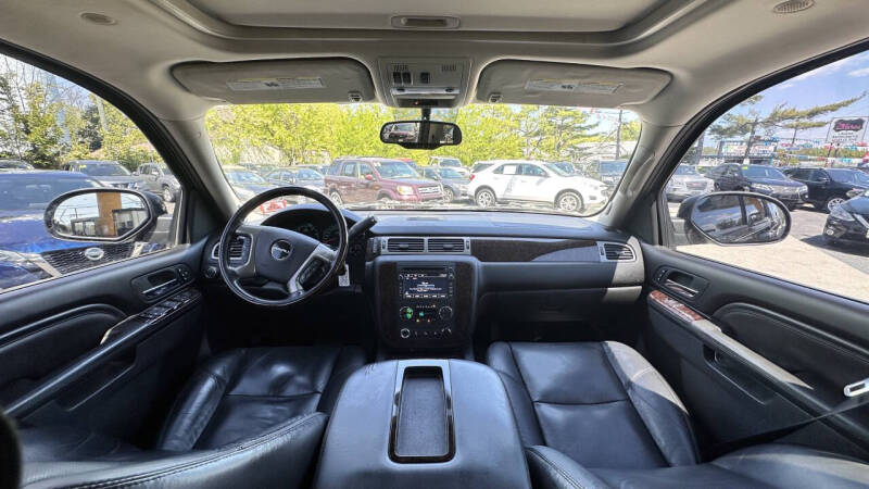 2011 GMC Yukon Denali