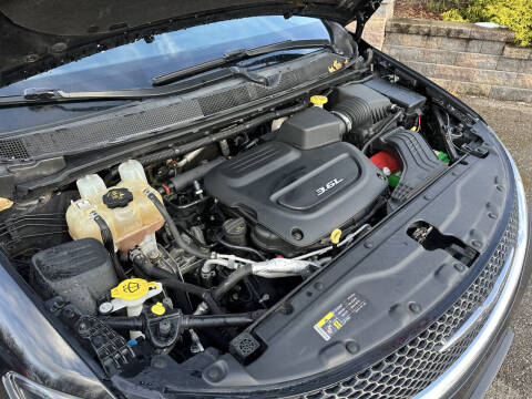 2017 Chrysler Pacifica Touring