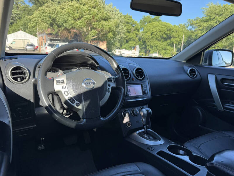 2011 Nissan Rogue SV