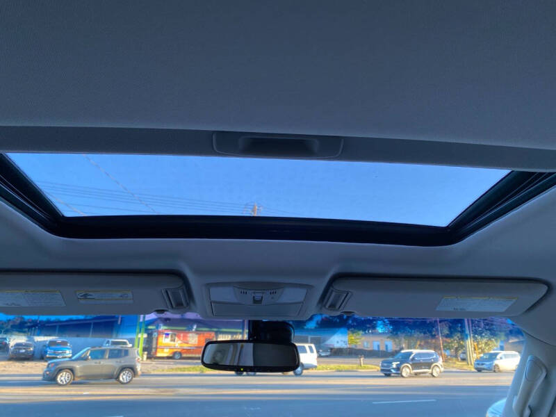 2017 Nissan Armada SL