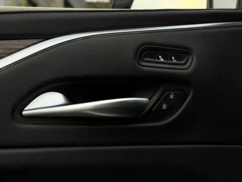 2022 Cadillac Escalade ESV Luxury