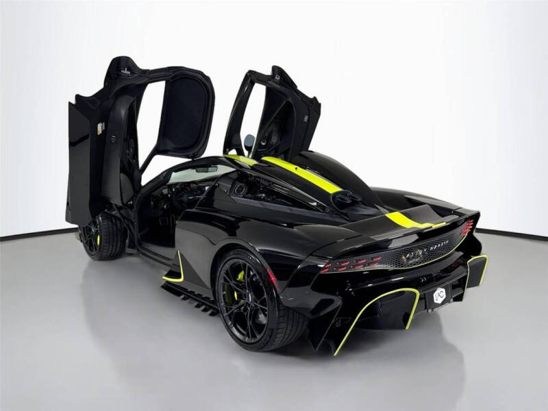 2026 Aston Martin Valhalla
